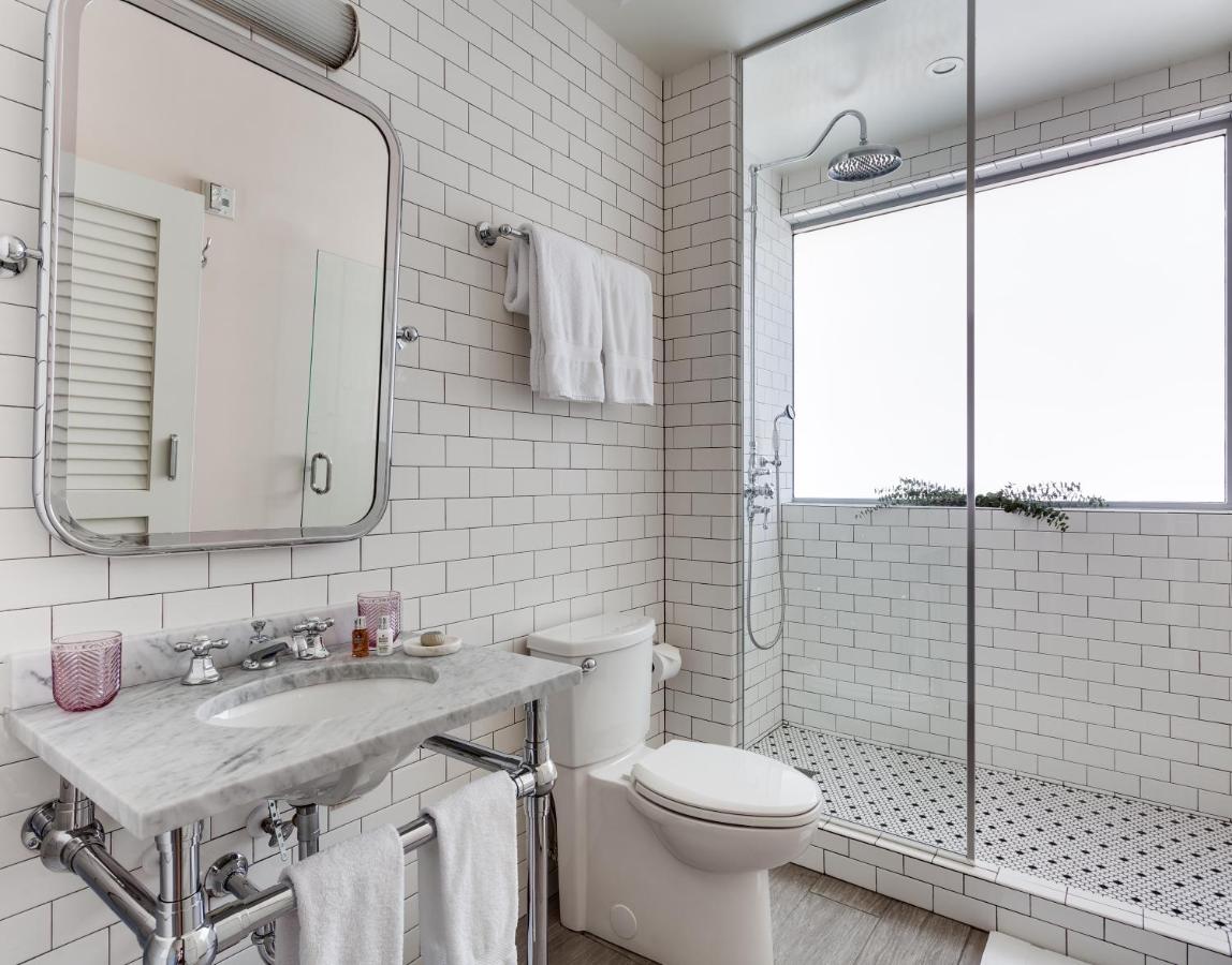 One-Bedroom Balcony Suite at The Plymouth South Beach