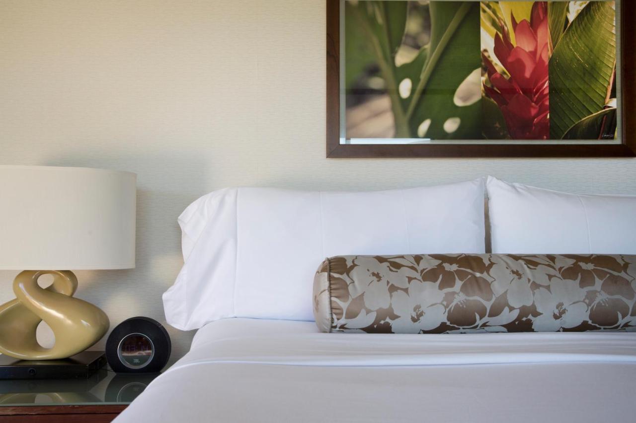 Park View Room at Lotus Honolulu at Diamond Head