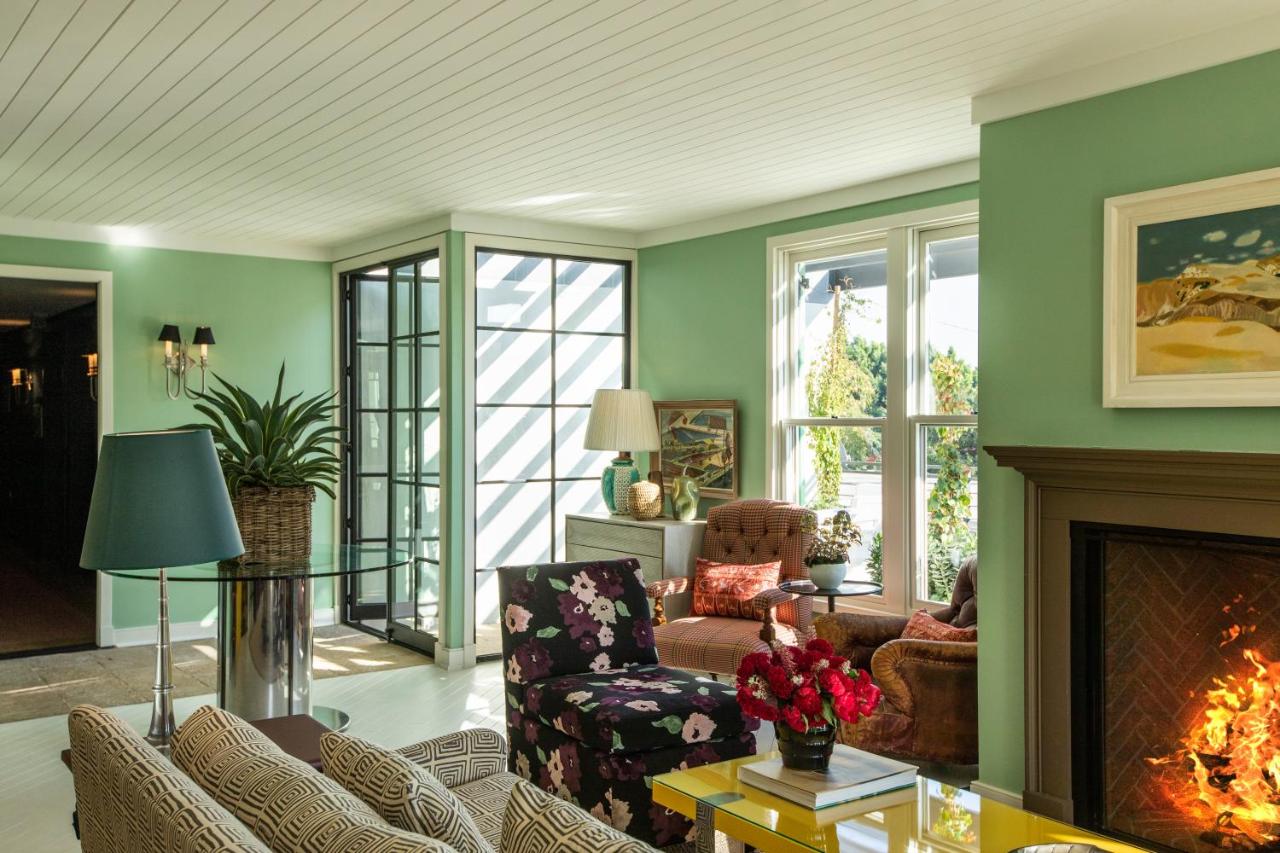  | Hotel 850 SVB West Hollywood at Beverly Hills