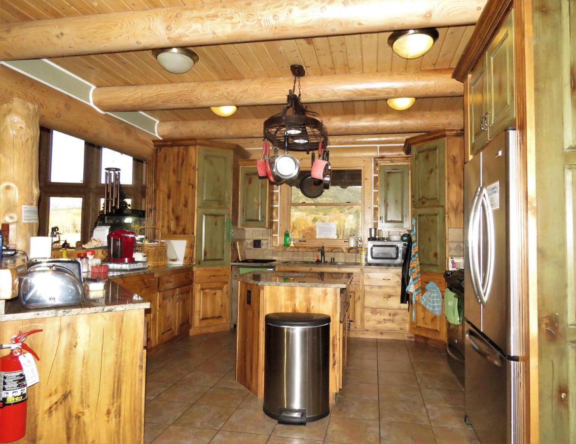 | Teton Hostel HideAway