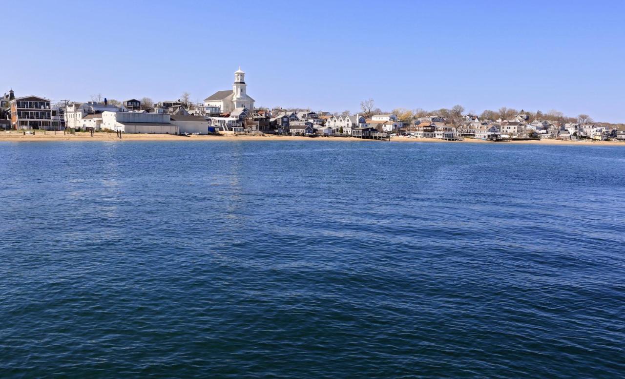 | Anchor Inn Beach House