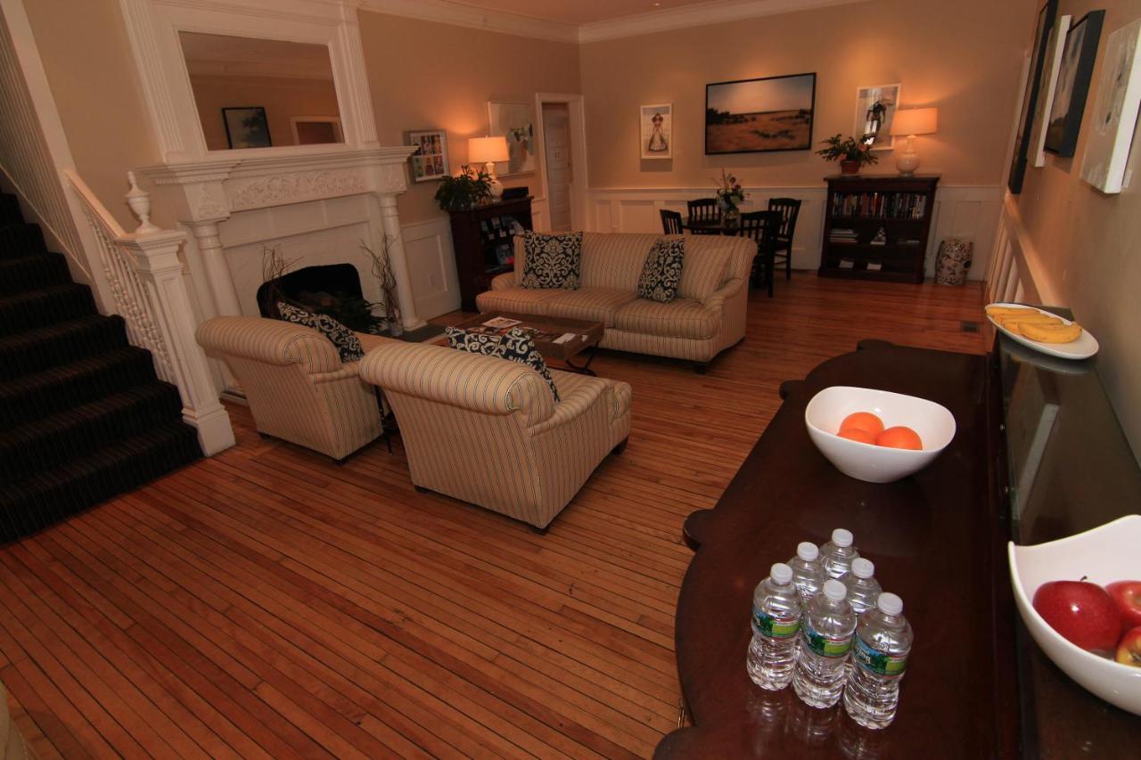 | Anchor Inn Beach House