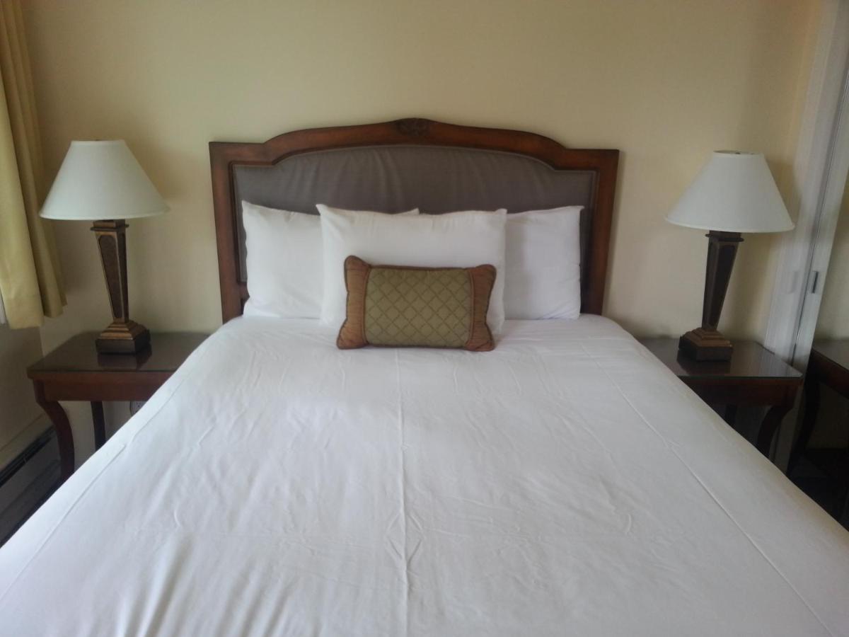 | The Vendange Carmel Inn & Suites