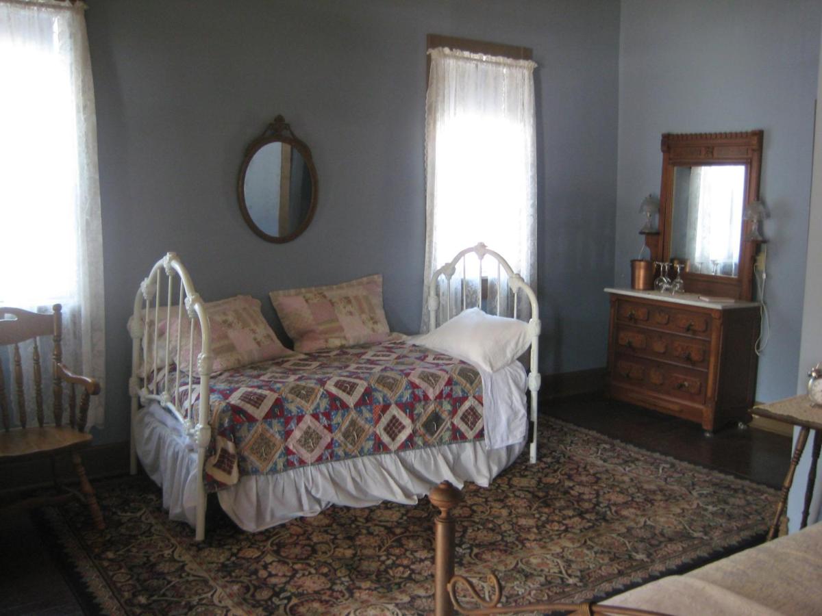| Backwoods Bed and Bath
