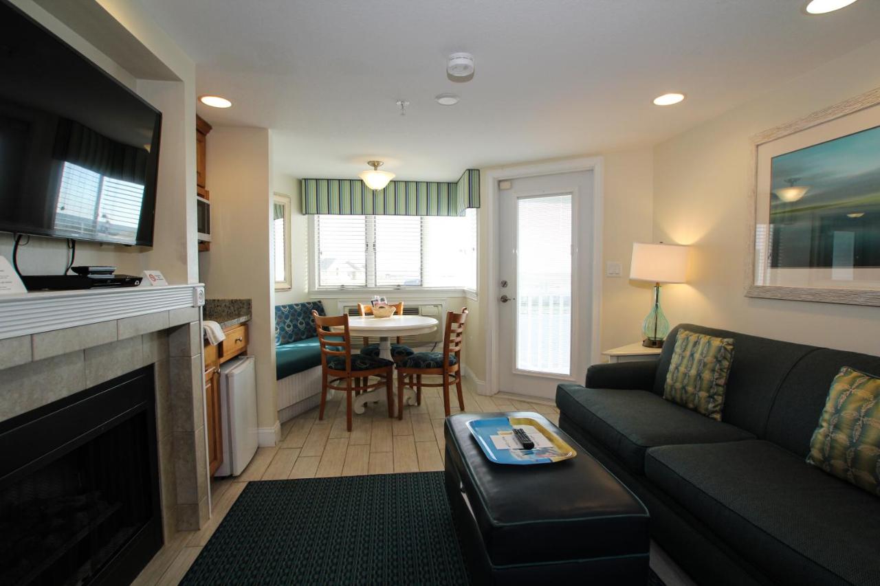 One-Bedroom Suite at Ocean Club on Smuggler's Beach