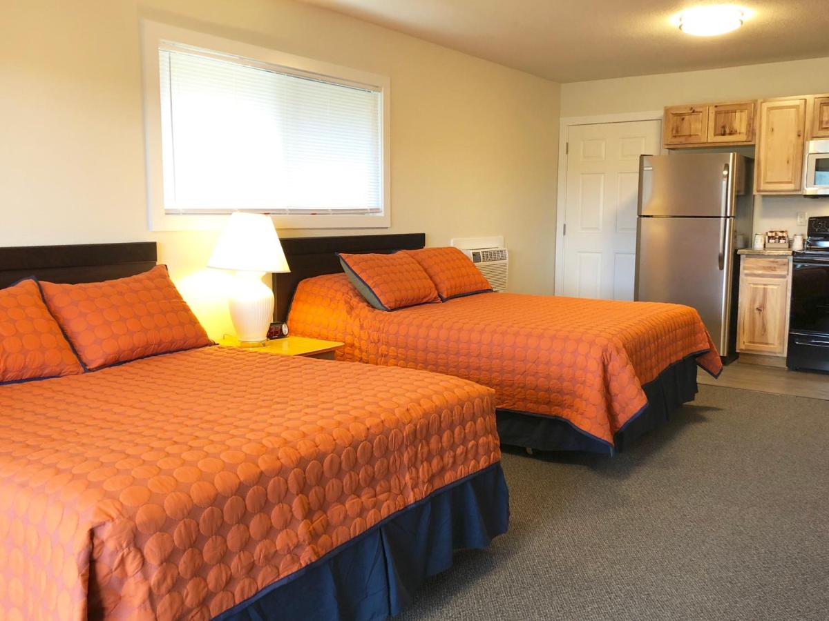 Rockerville Lodge & Cabins