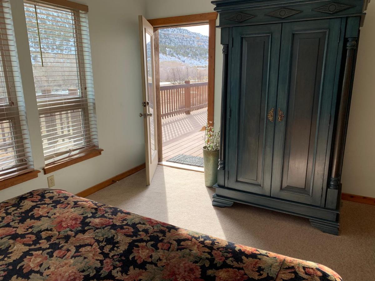 | Slot Canyons Inn Bed & Breakfast