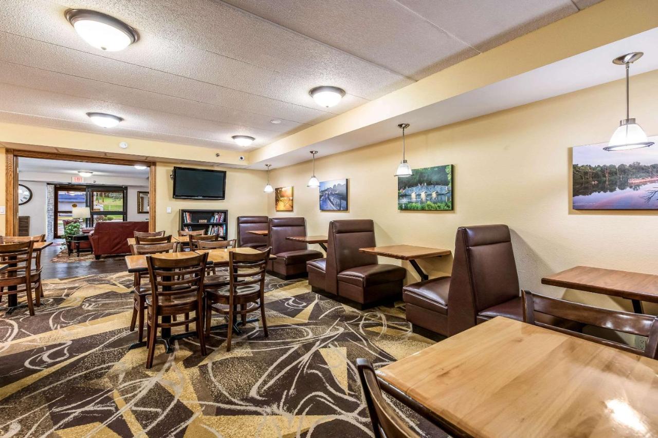 | Econo Lodge Rochester