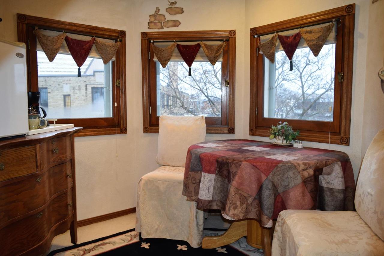| Franklin Street Inn Bed & Breakfast