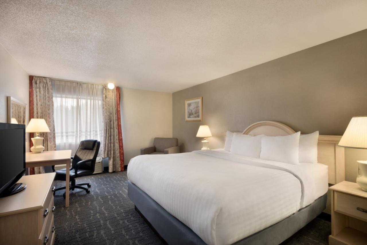 Classic King Room - Non-Smoking at Baymont by Wyndham Des Moines North