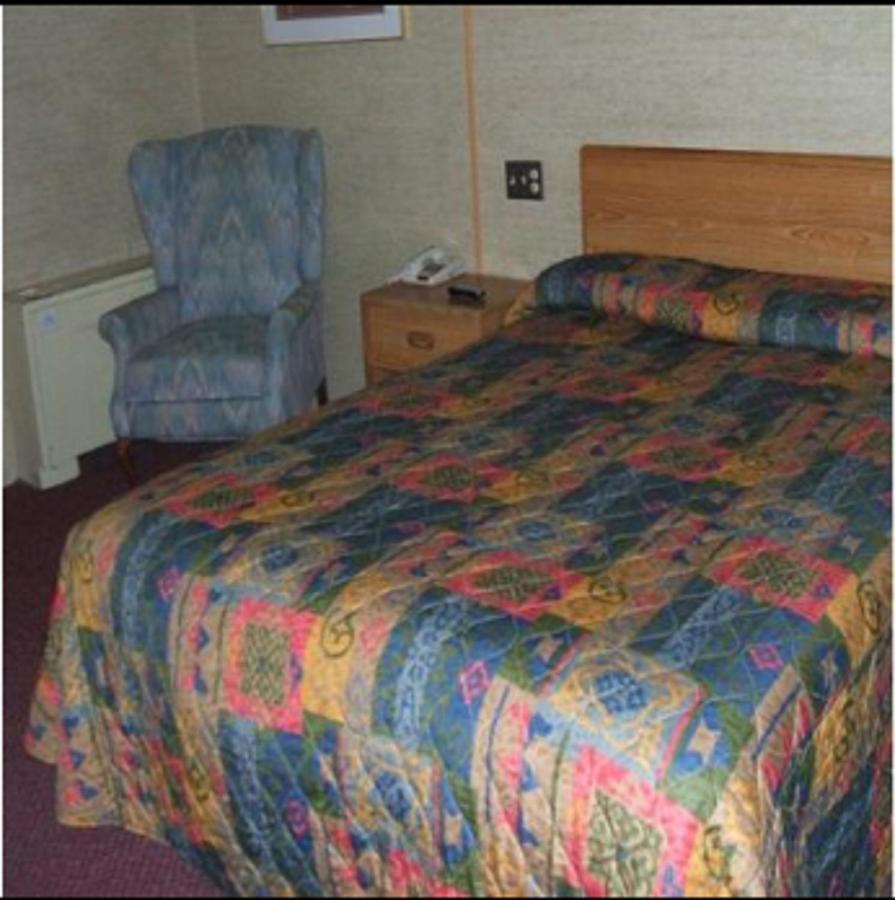  | Red Carpet Inn Syracuse Airport
