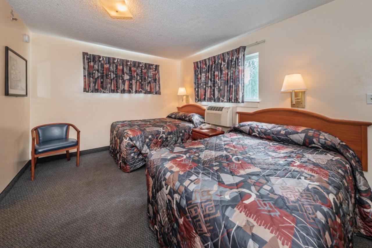Standard Double Non-Smoking, Kitchenette at Tampa Bay Extended Stay Hotel