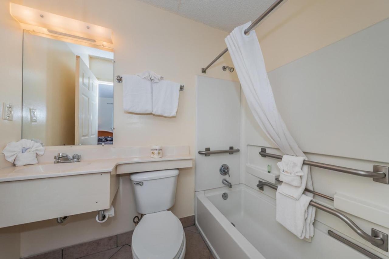 Standard Double Non-Smoking, Kitchenette at Tampa Bay Extended Stay Hotel