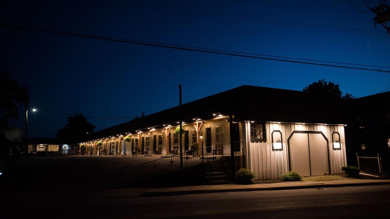 | The Carriage House at Strasburg