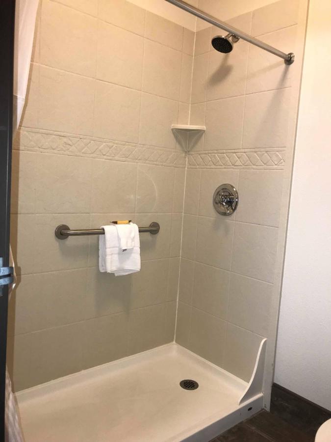 King Room at Best Western Plus Walla Walla Suites Inn