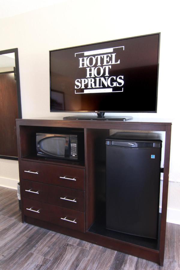 King Room at The Hotel Hot Springs