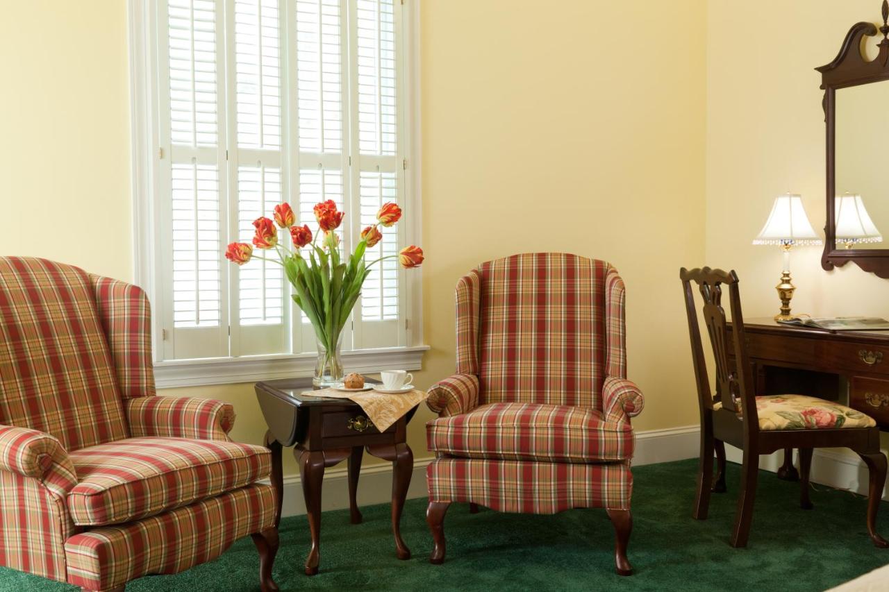 | The Inn at Whitewing Farm