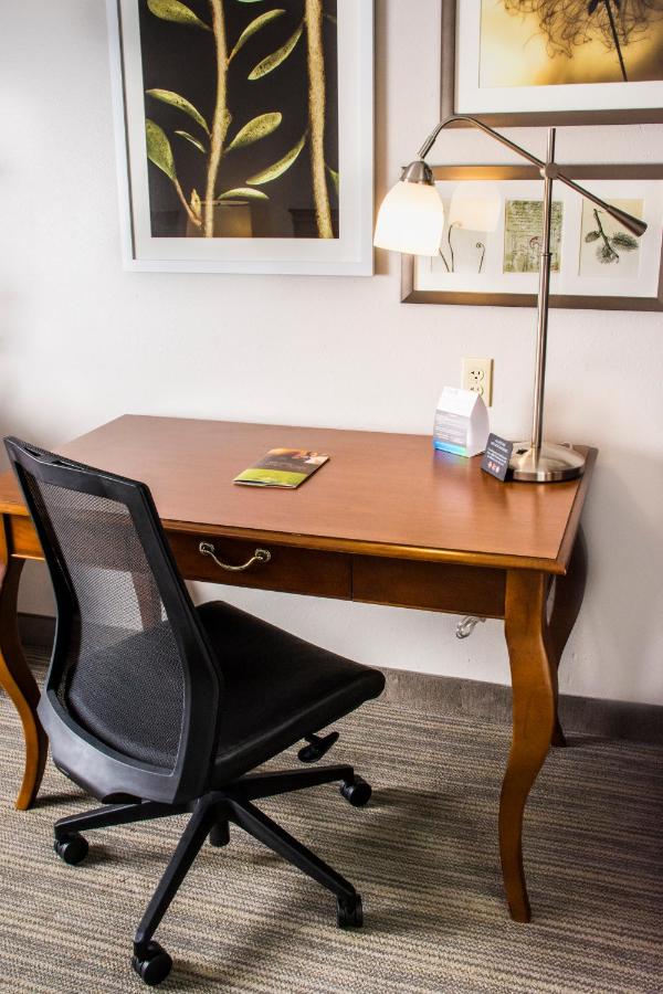 King Room - Disability Access/Non-Smoking at Country Inn & Suites by Radisson, Winchester, VA