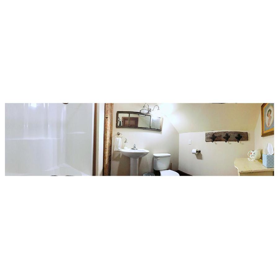 | Main Street Bed & Breakfast
