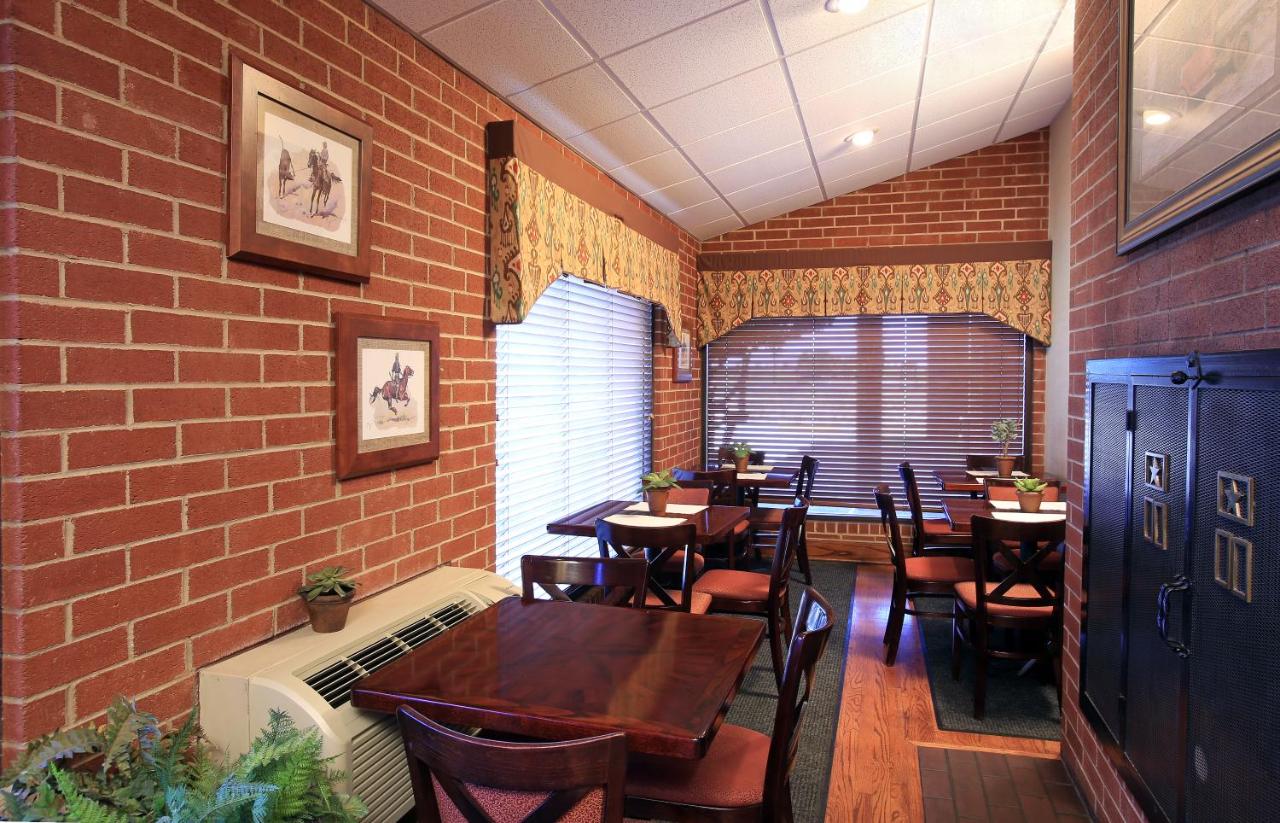 | Plaza Inn Midland