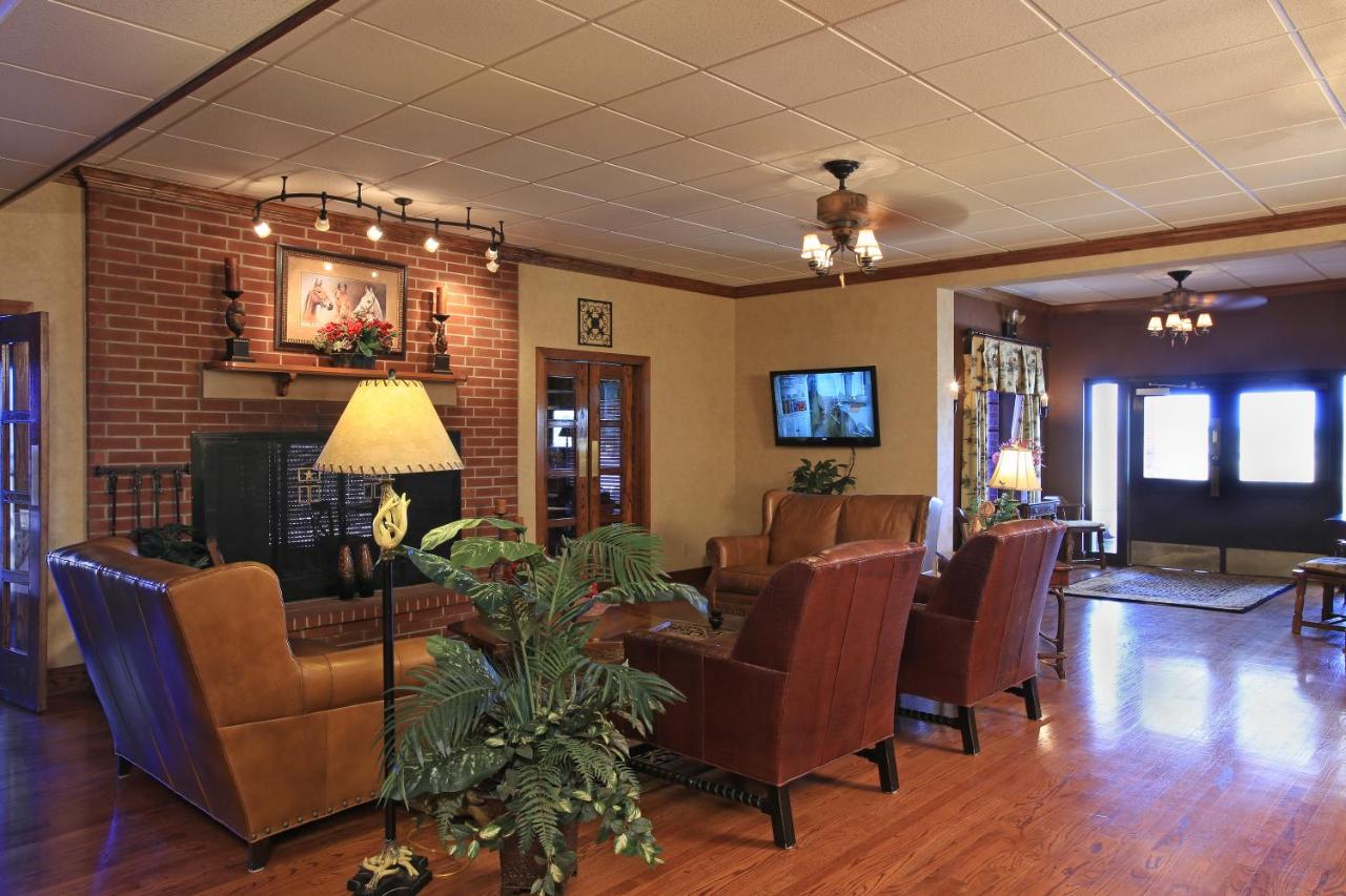 | Plaza Inn Midland