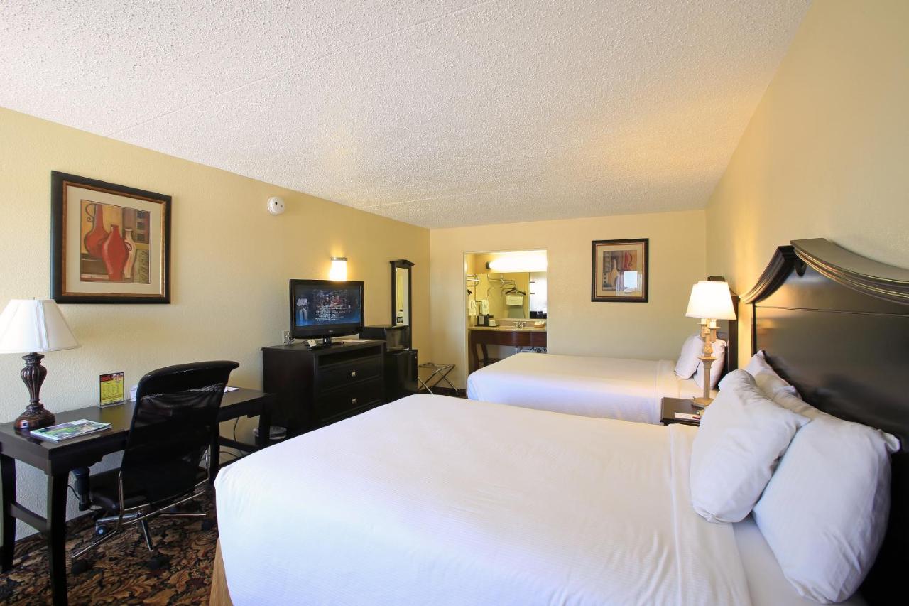 | Plaza Inn Midland