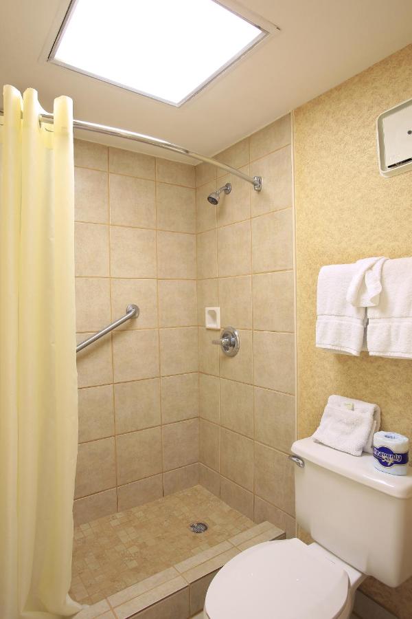 | Plaza Inn Midland