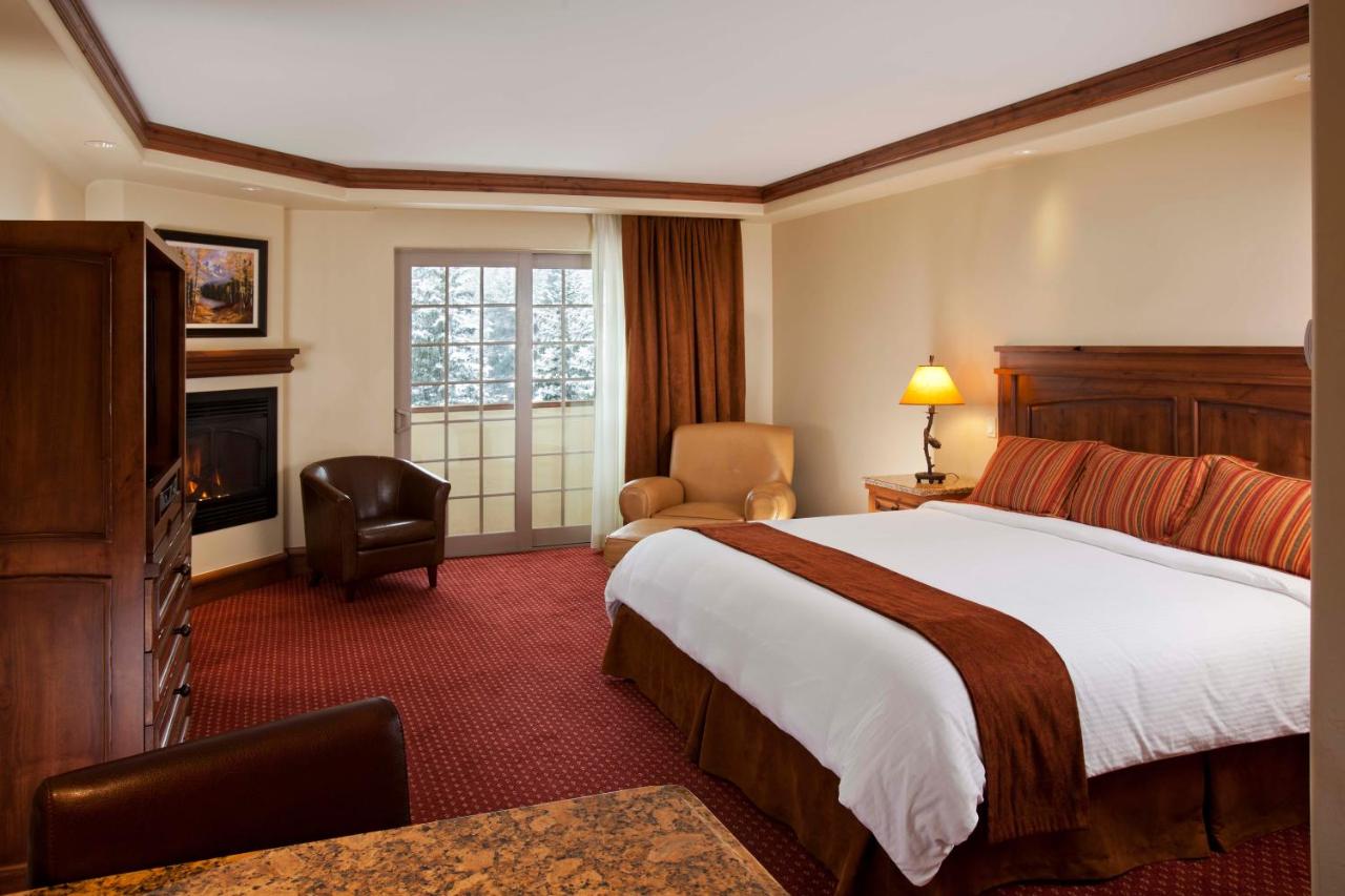 Premium Room with Mountain View at Tivoli Lodge