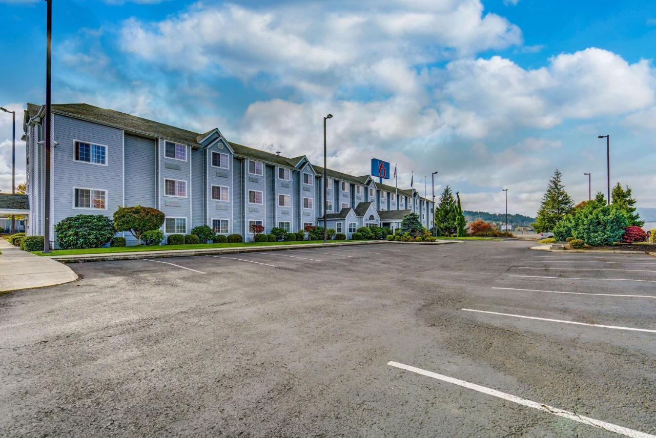 | Motel 6-Sutherlin, OR