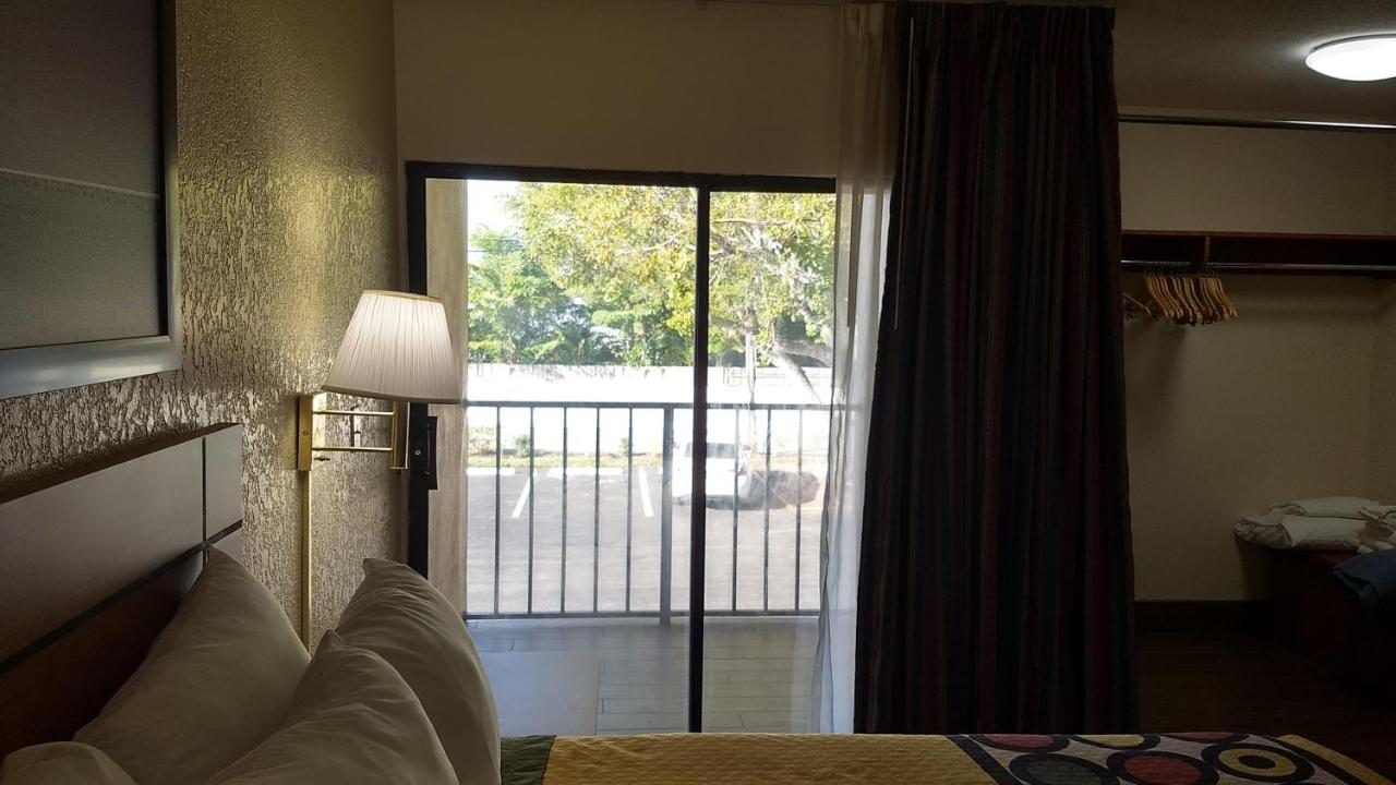One-Bedroom King Suite - Non-Smoking at Super 8 by Wyndham North Palm Beach