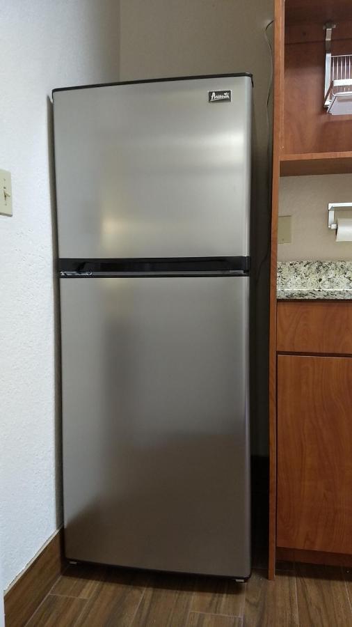 One-Bedroom King Suite - Non-Smoking at Super 8 by Wyndham North Palm Beach