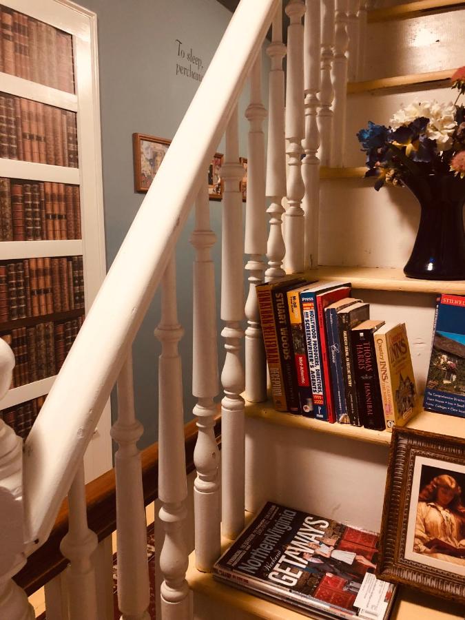 | Princess Anne Book Lovers Inn
