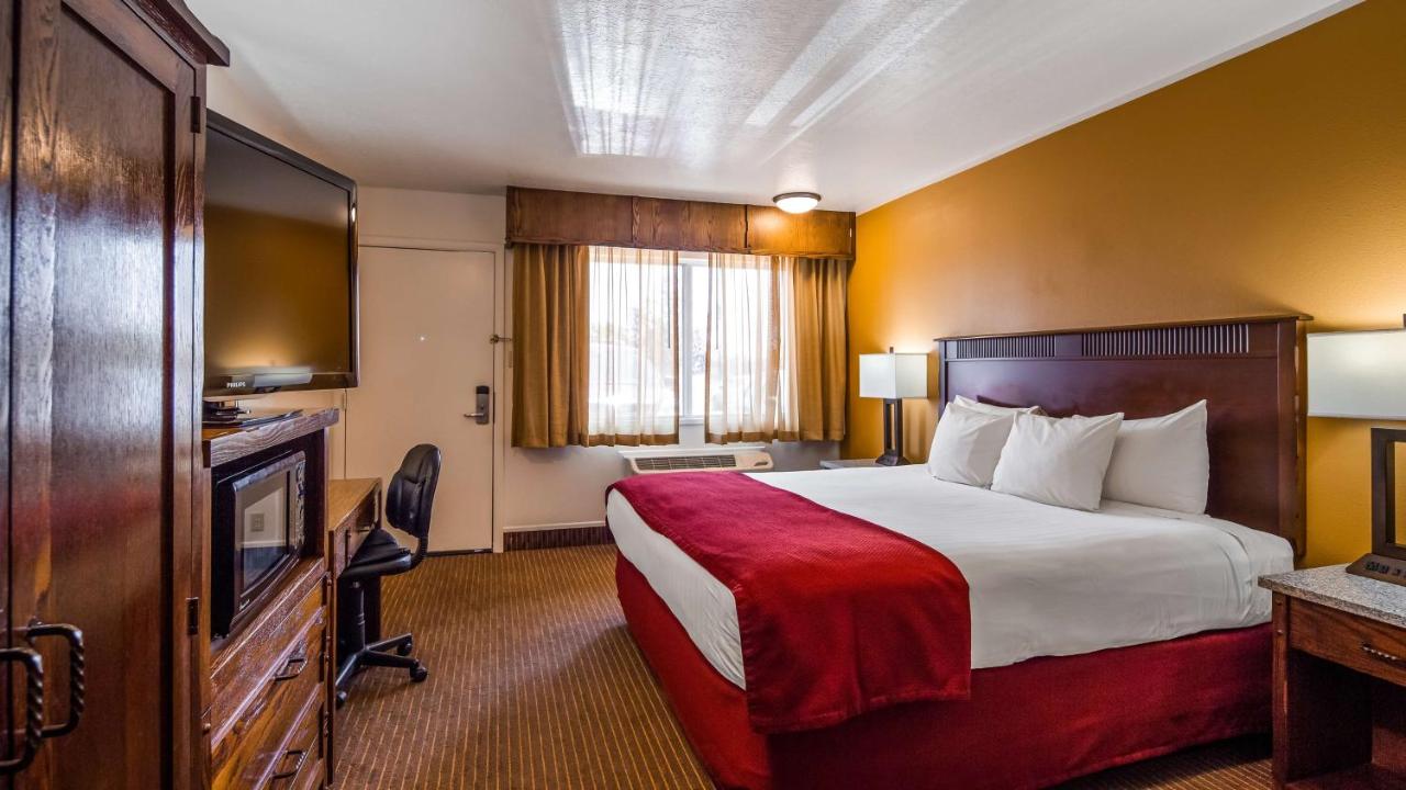 King Room - Disability Access/Non-Smoking at Best Western Paradise Inn & Resort