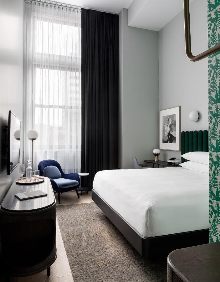 Standard King Room at Woodlark Hotel Portland, a Tribute Portfolio Hotel