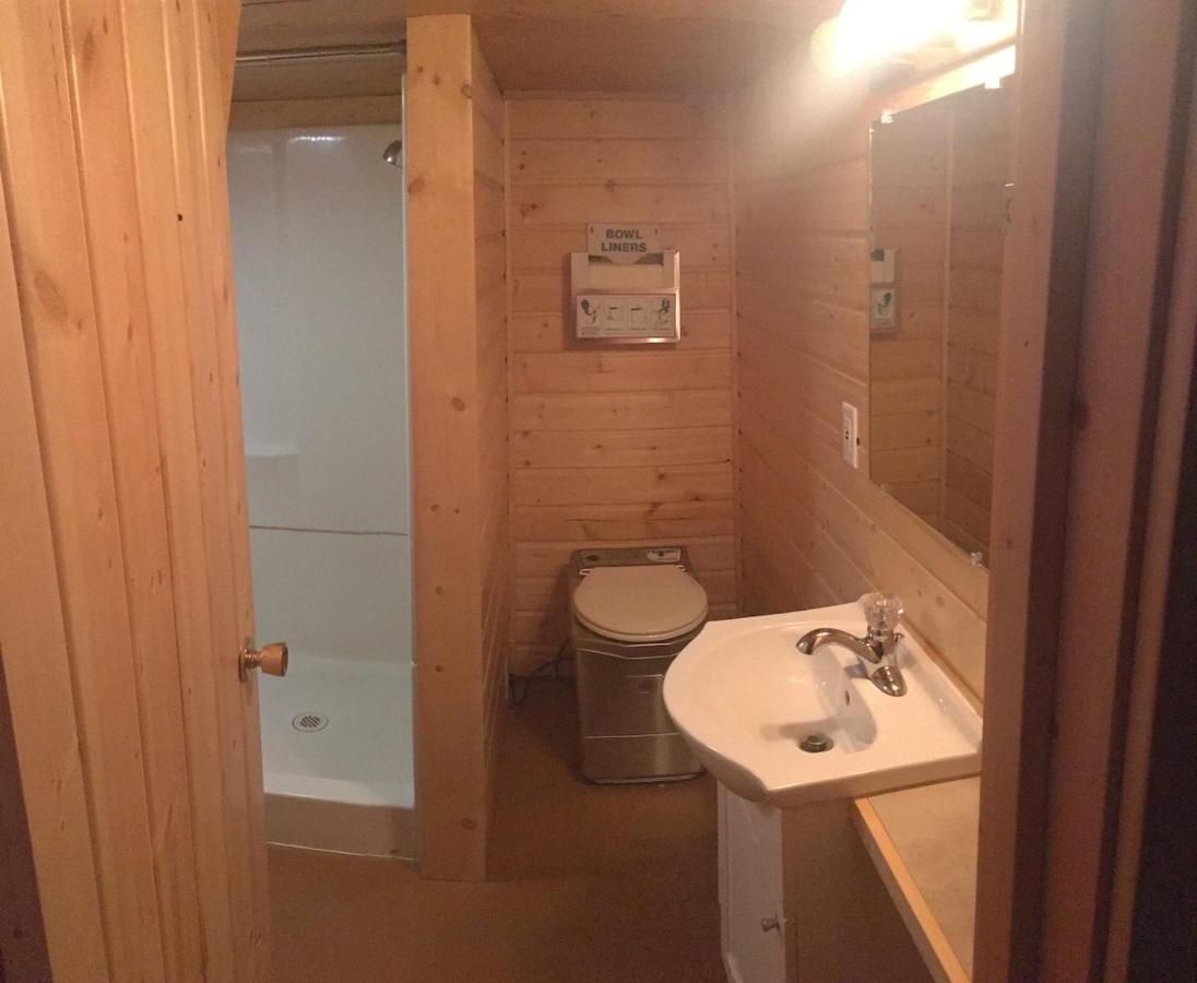 | Talkeetna Lakeside Cabins