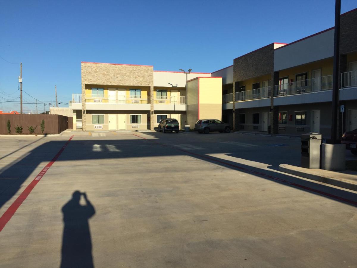  | Days Inn by Wyndham Freeport