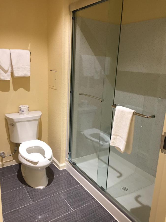  | Days Inn by Wyndham Freeport