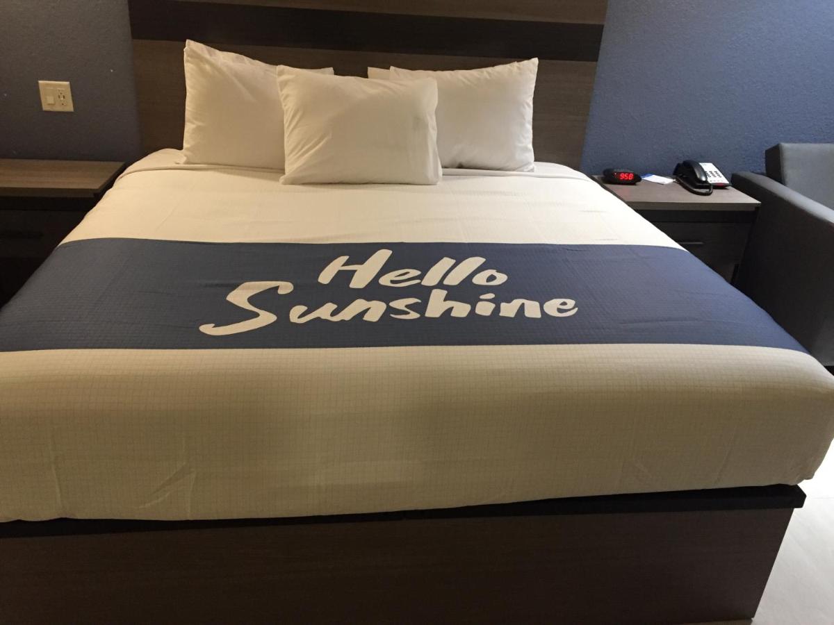  | Days Inn by Wyndham Freeport