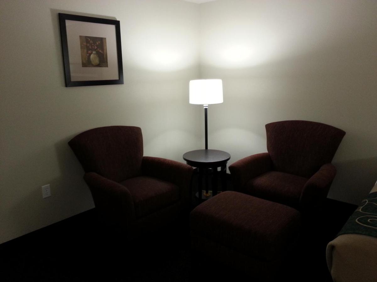King Room - Non-Smoking at Travelodge by Wyndham McAlester
