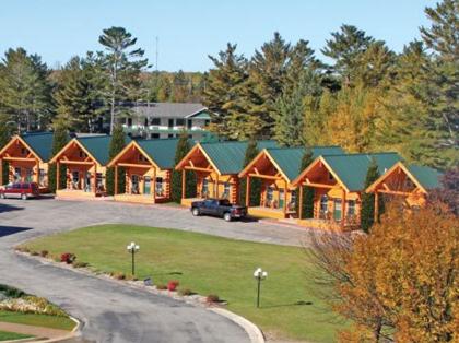  | Cabins of Mackinaw & Lodge