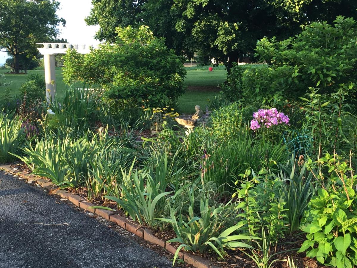  | Annville Inn Bed & Breakfast