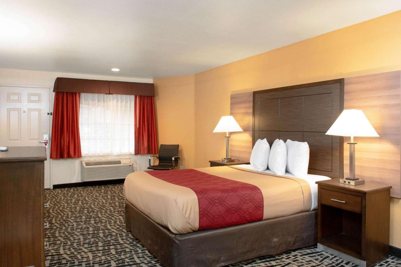 | Executive Inn westley,CA