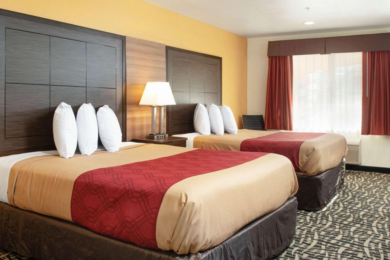 | Executive Inn westley,CA