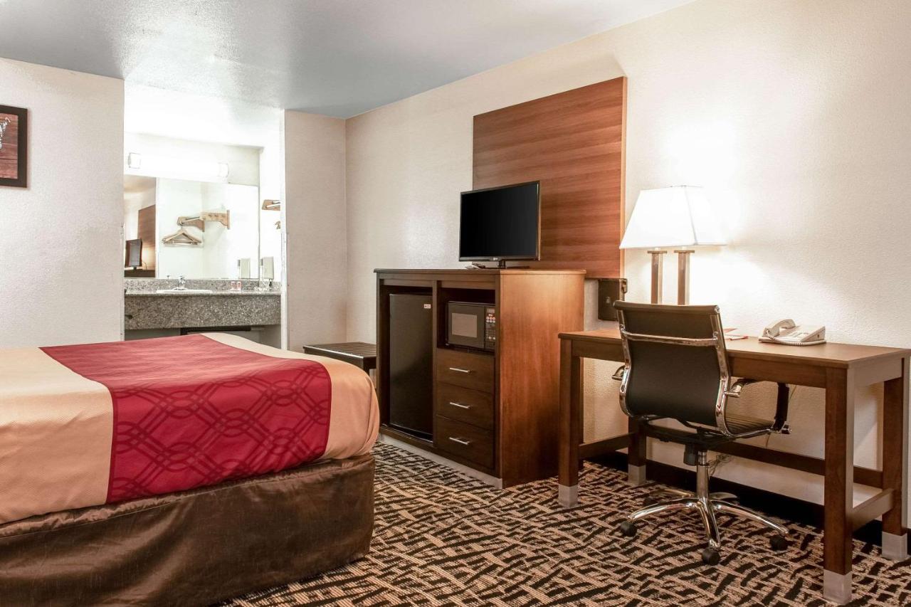 | Executive Inn westley,CA