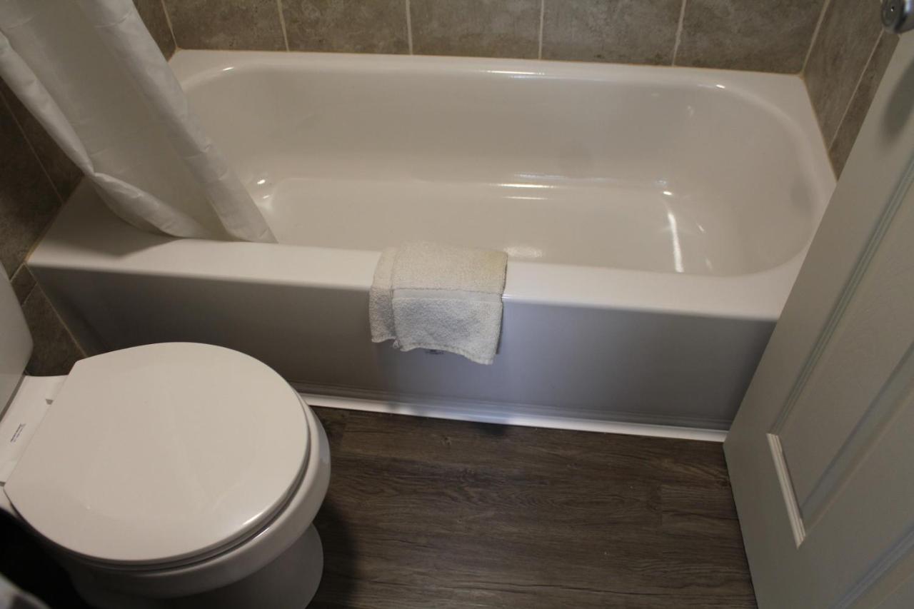 | Regency Inn