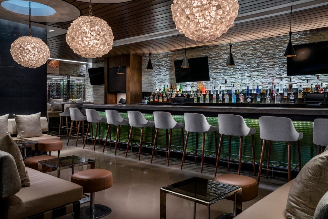 Palms Place Hotel and Spa