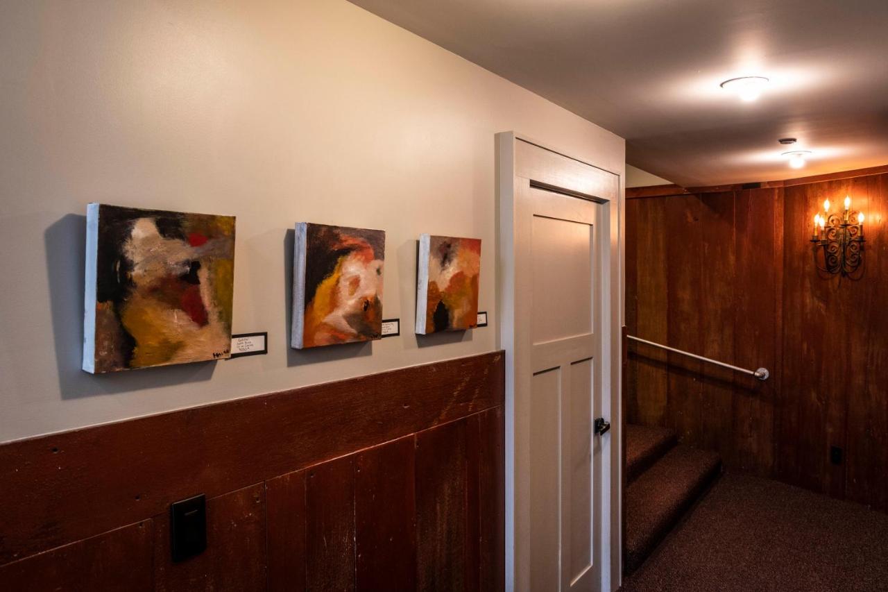 | Hotel Broad Ripple