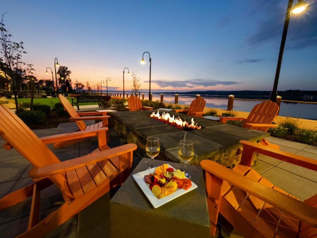 | Chautauqua Harbor Hotel - Jamestown