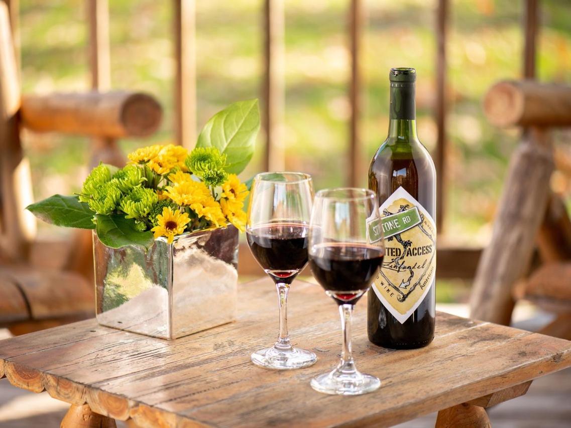 | Pipestem Spa, Event Center and Mountain Chalets