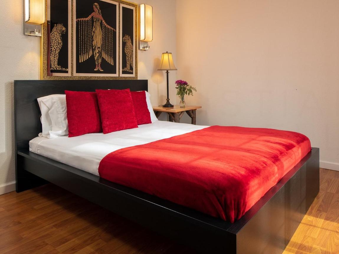 | Pipestem Spa, Event Center and Mountain Chalets